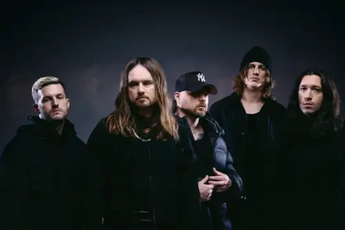 Photo von Fit For A King