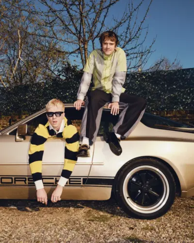 Photo von GOOD NEIGHBOURS