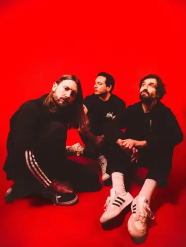 Photo von DINOSAUR PILE-UP