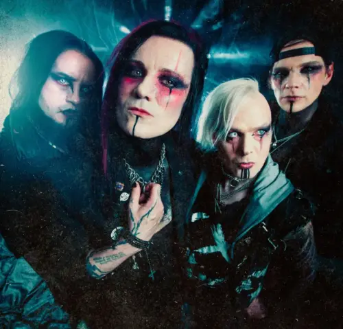 Photo von Hell Boulevard