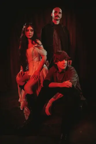 Photo von Against The Current