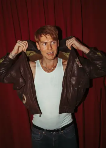 Photo von DAN WHITLAM