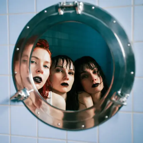 Photo von MY UGLY CLEMENTINE