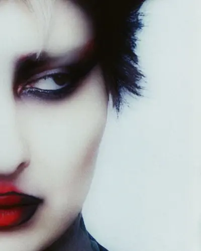 Photo von KING WOMAN