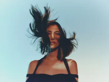 AMELIE LENS