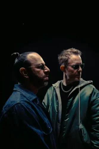 Photo von Chase & Status