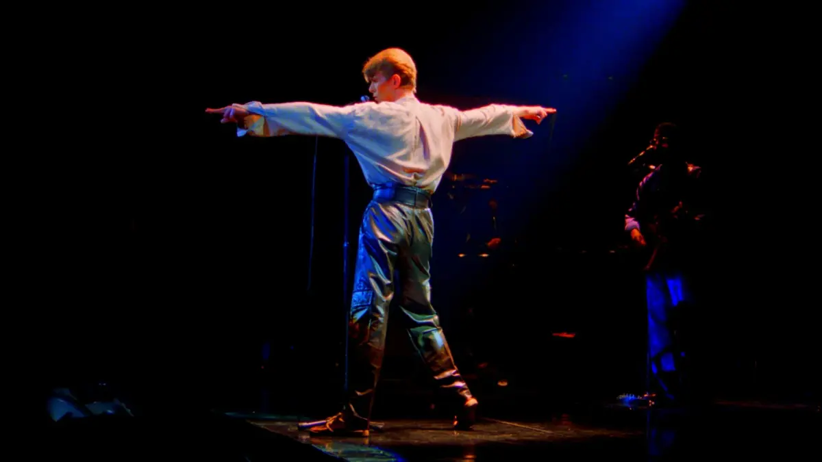 DAVID BOWIE: STAGE